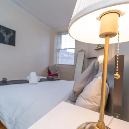 شقة Large Corner *