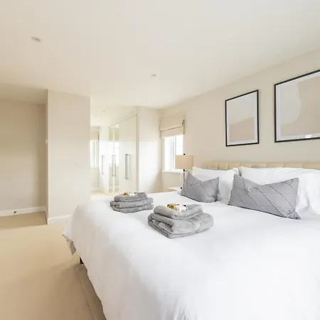 Дом отдыха Luxury Detached