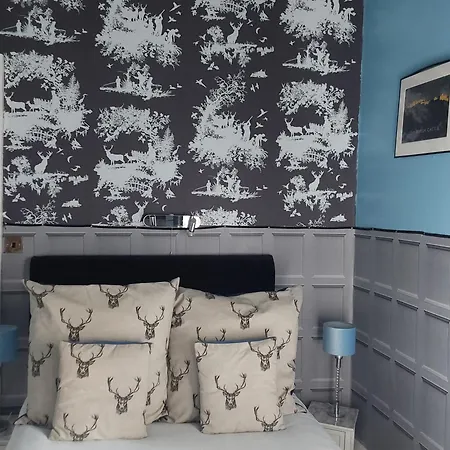 Guest house East Claremont