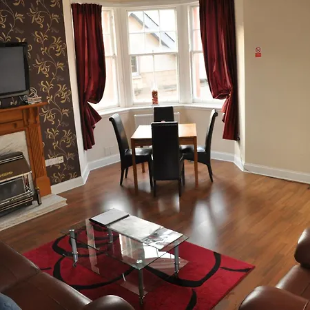 - Royal Mile Apartment *