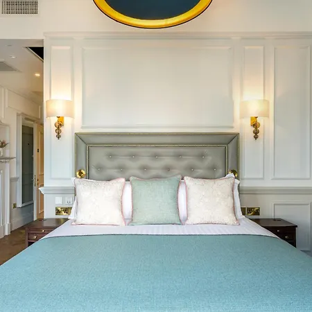 Righ Residences - George Street 4* Edynburg