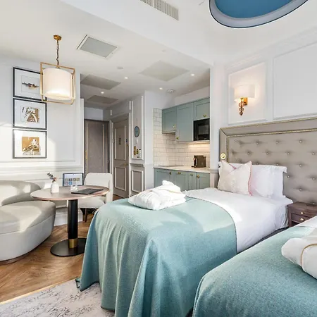 Righ Residences - George Street Hotel apartamentowy 4*