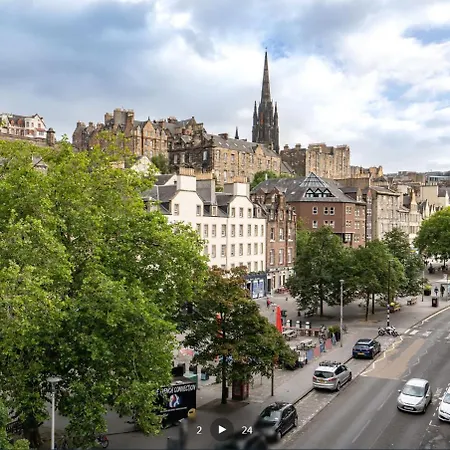 3 Bedrooms Flat In Old Town Sleeps 6 Appartement Edinburgh