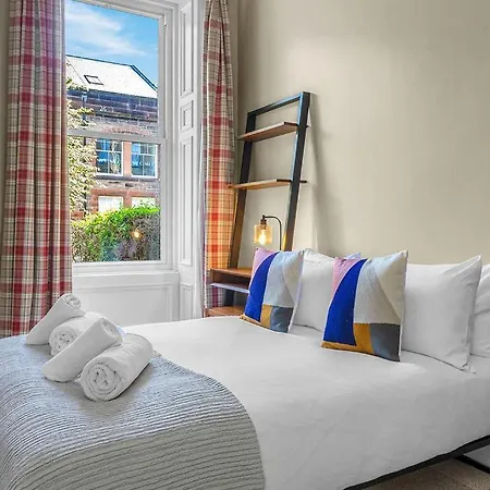 Stylish Elegance In City's Heart Edinburgh