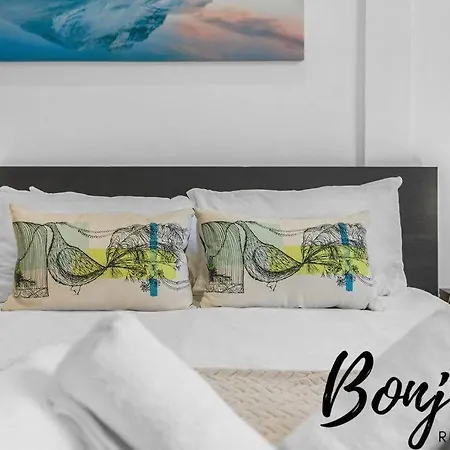 Clichy Ground Floor 1br-1 Ba, Shared Garden Access By Bonjour Residences * Edimburgo