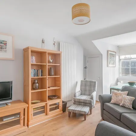 Lägenhet High Street Edinburg