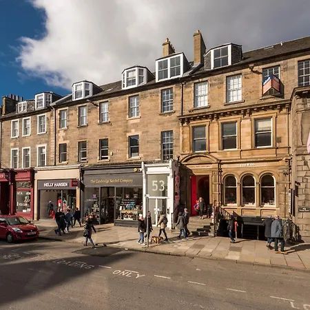 Modern George Street Sleeping 2 Апартаменты *