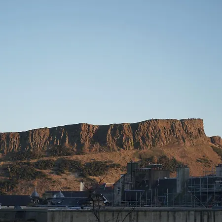 Διαμέρισμα Spacious 2 Bed Next To Royal Mile & Waverley