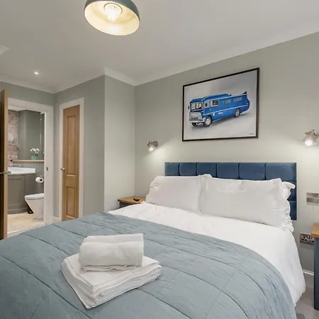 Charming Mews House In Centre Edimburgo