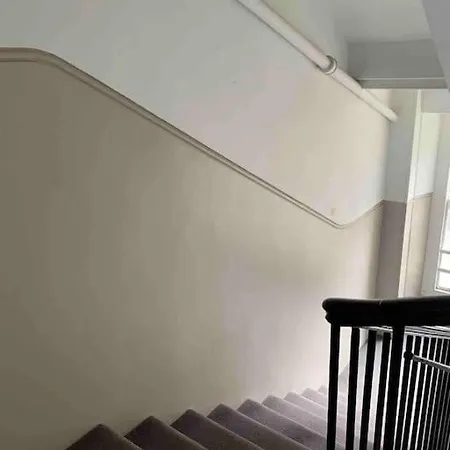 Modern Flat With Views By The Royal Mile Lägenhet