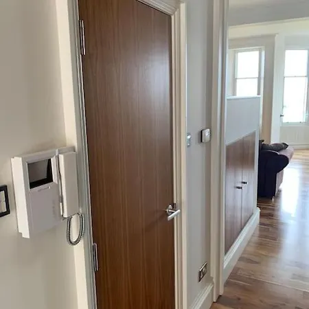 Lägenhet Modern Flat With Views By The Royal Mile Edinburg