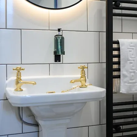 Queen Charlotte Gasthuis