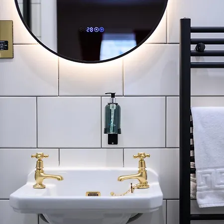 Queen Charlotte Gasthuis Edinburgh