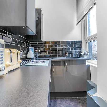 Apartment Cosy Modern Centre Flat *