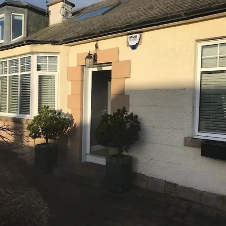 Ultra Stylish Furnished In Prázdninový dům *