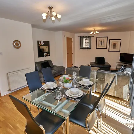 Pearl - Fountainbridge * אדינבורו