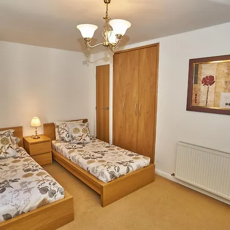 Pearl - Fountainbridge * אדינבורו