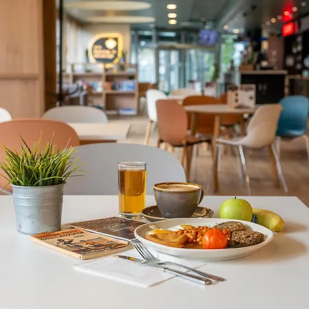 Edinburgh Central Accommodation Hostel *