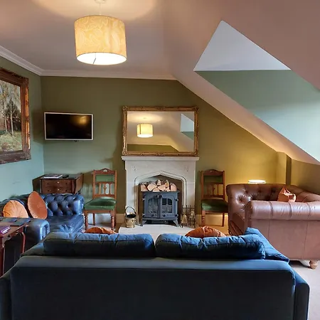 Stunning 5br Royal Mile Penthouse Apartmán Edinburgh