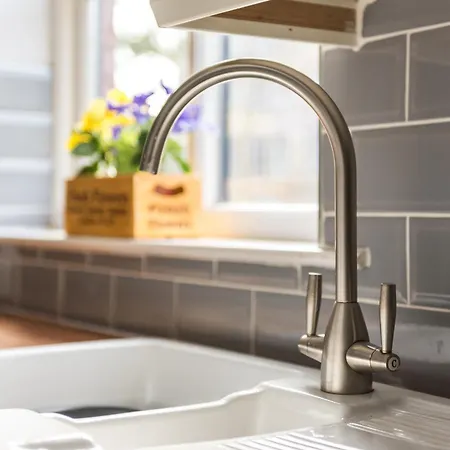 Cosy Roseburn Apartment, - 2 Bedrooms, Free Parking Appartement *