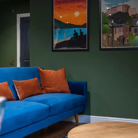 89 The Merchants- Chique Aparthotel By The House Of Danu Edinburgh