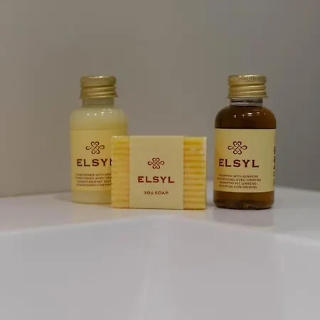 Luxury Nests - Johnnie Walker 2 *