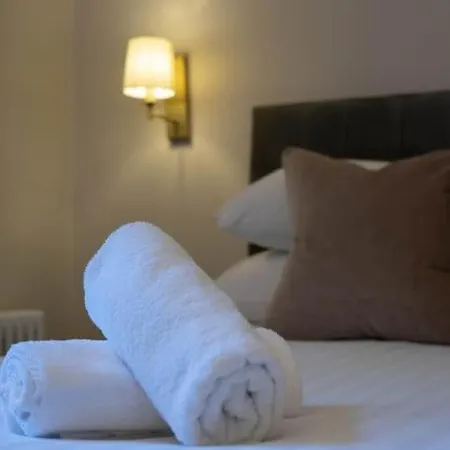 Luxury Nests - Johnnie Walker 2 Apartment