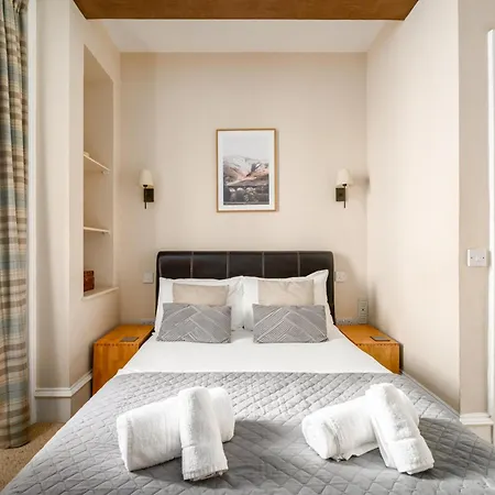 Апартаменты Stylish & 2br Stockbridge Gem *