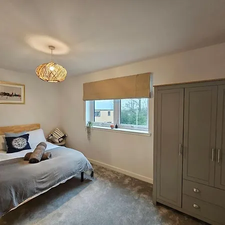 Feriehus Our House @ Little France Edinburgh