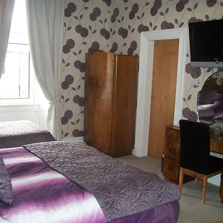 Guest house Gifford House 4*