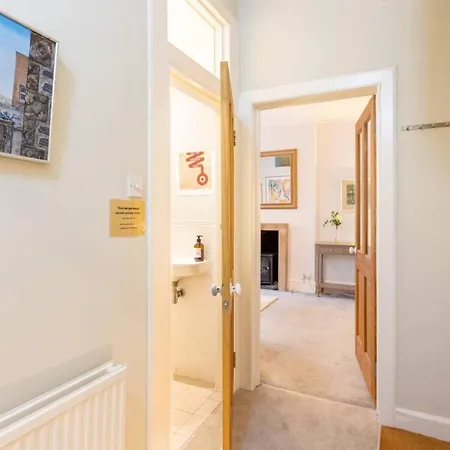 Apartment Beautiful 1 Bedroom Flat In Vibrant Stockbridge Edinburgh