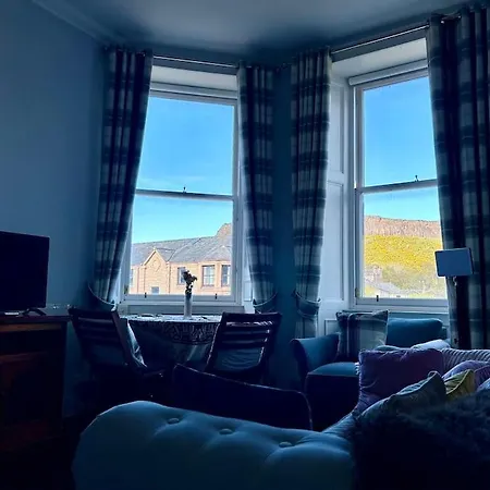 Edinburghs Arthurs Seat View Appartement *