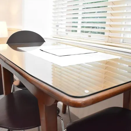 West Port - 2br In The Heart Of The Old Town Just Off The Grassmarket Апартаменты *