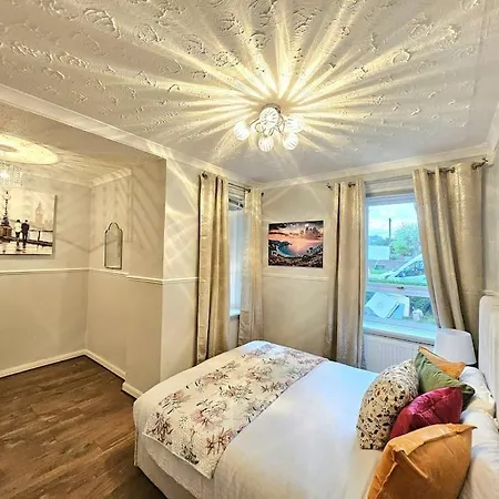 公寓 Craigietinny Road Apartment- 3 Beds 爱丁堡