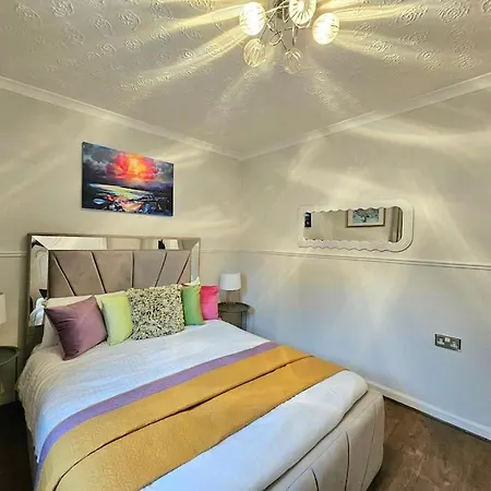 Craigietinny Road Apartment- 3 Beds 爱丁堡