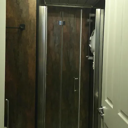 Ivy- Braveheart Gasthuis Edinburgh