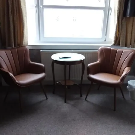 Guest house Ivy- Braveheart Edinburgh