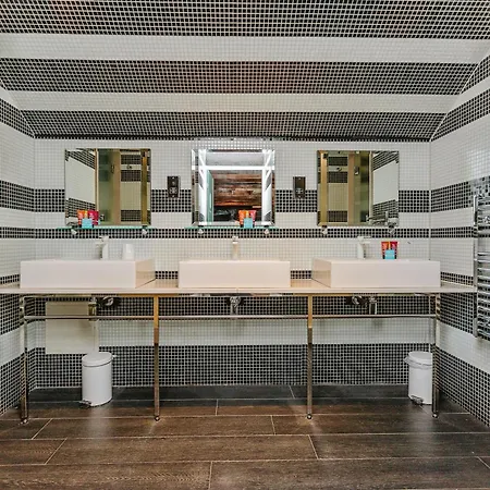 居住中央酒店 酒店