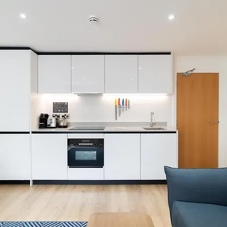 Premier Fountain Court