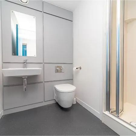 Appartamento Joivy Affordable 3,4,5 And 12 Bed Private Flats Next To Royal Mile (adults Only)
