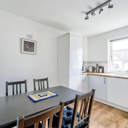 Guestready - Stylish W/ Parking Near Apartmán