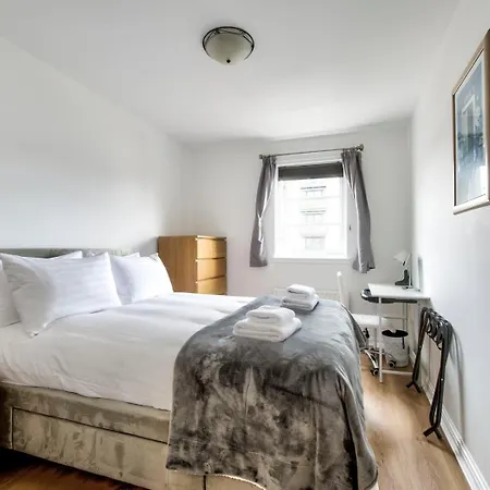 Apartmán Guestready - Stylish W/ Parking Near Edinburgh