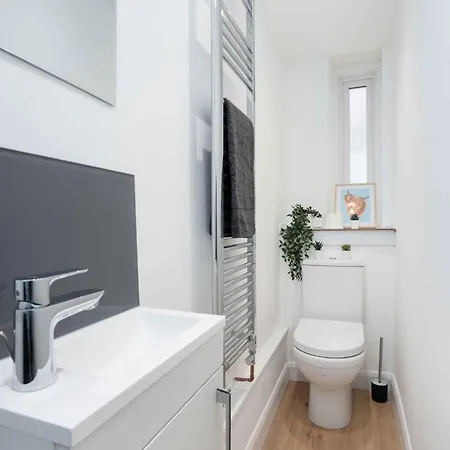1bedroom-ground Floor-apartment Appartamento