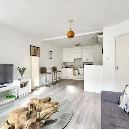 Guestready - Bright & Airy 1br Flat In Center * 에든버러