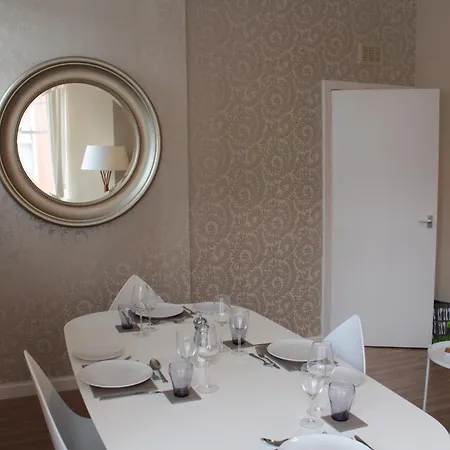 Tron Square - 419 公寓