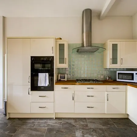 Апартаменты Guestready - Amazing Near The Meadows Эдинбург