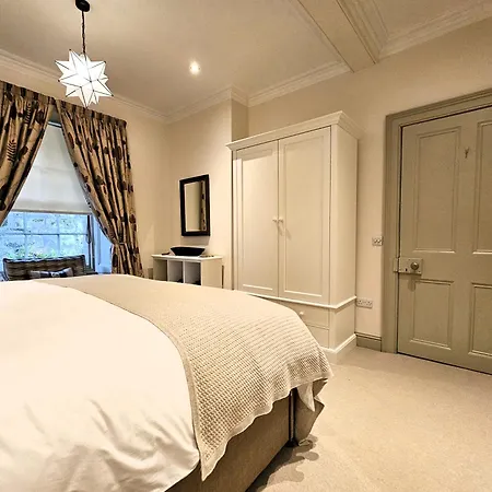 Elegant 1-bedroom Appartamento Edimburgo