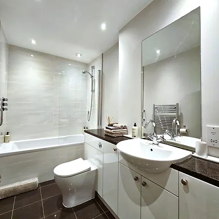 Elegant 1-bedroom 아파트 *
