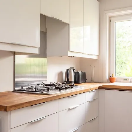 Beautiful Victorian Townhouse With Private Garden, Close To The Beach Casa vacanze Edimburgo