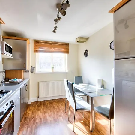 Guestready - 3bdr W/ Private Parking דירה